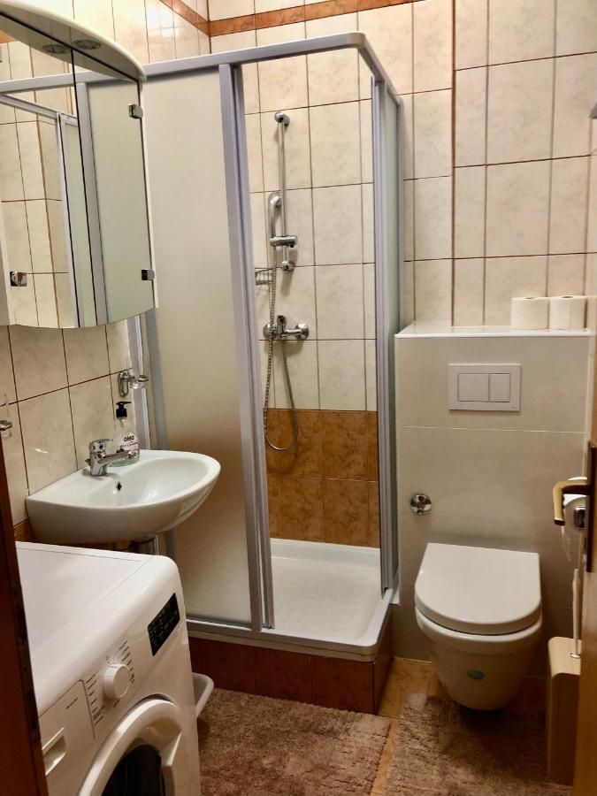 Amz Ap2 Lägenhet Jadranovo Exteriör bild